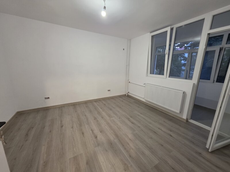 Nicolae Grigorescu, Postavarul, vav restaurant Ilcontro, 15 minute metrou,